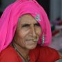 Vrouw met neusring in Rajasthan, India